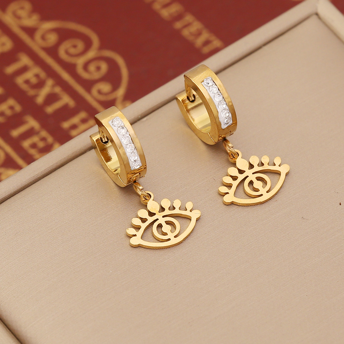 Waterproof Non Tarnish Insect Earrings For Women, 1 Pair Stainless Steel With Real Gold Plated And Rhinestones