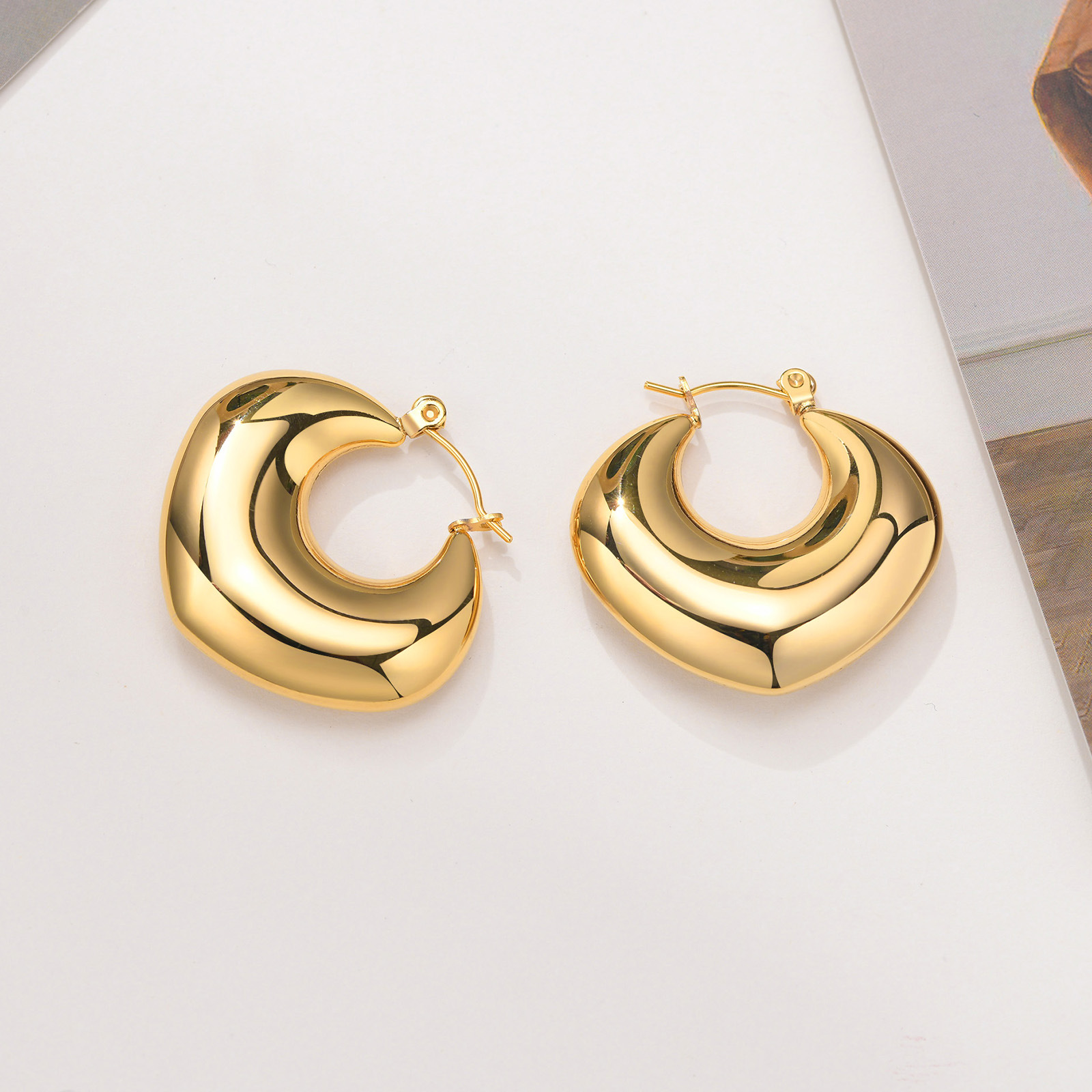 Heart Shape Fashion Earrings For Women In 201 Stainless Steel With 18K Real Gold Plated Coating 0.03µm Thickness 2