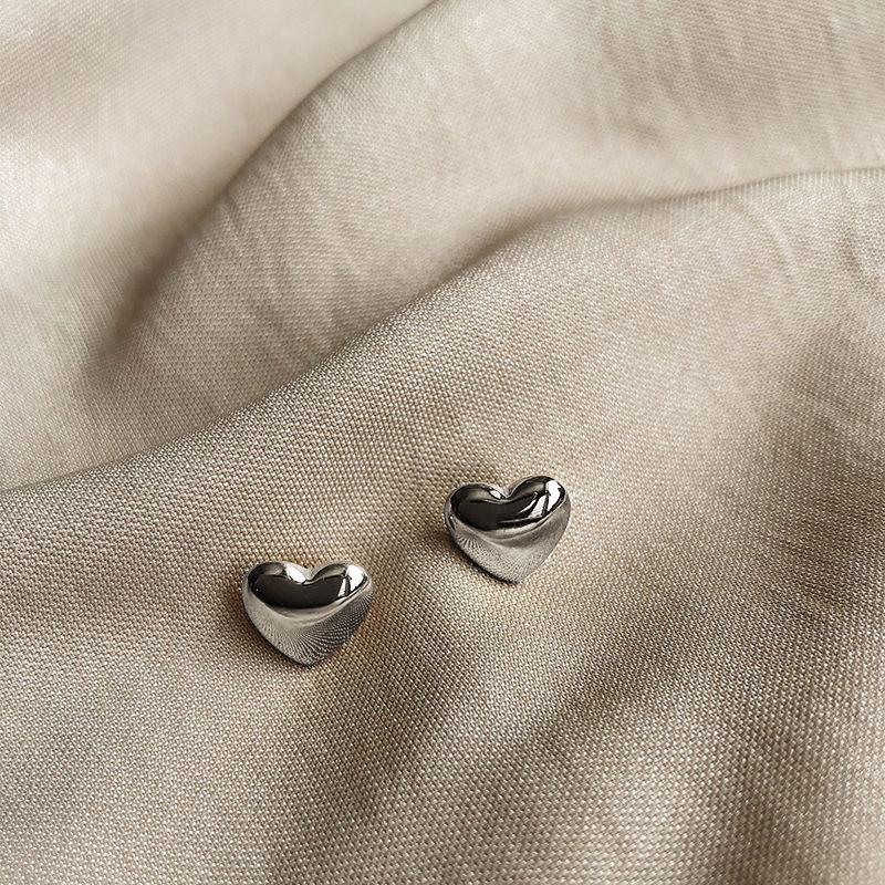 Heart Shape Titanium Steel Stud Earrings For Women Featuring Electroplated Design In Cute Style 5