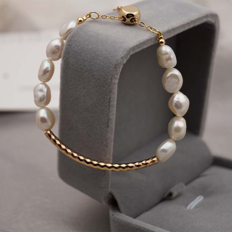 Handmade Women’s Bracelet With Irregular Pattern, Gold Plated 0.03µm, Pearl Inlay On Cable Chain 2