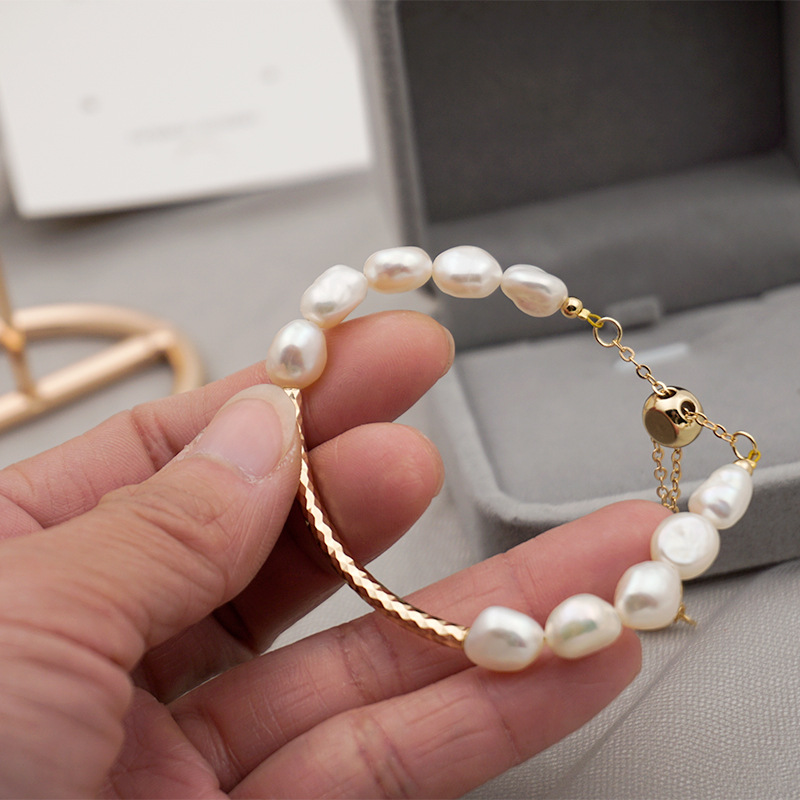 Handmade Women’s Bracelet With Irregular Pattern, Gold Plated 0.03µm, Pearl Inlay On Cable Chain 5
