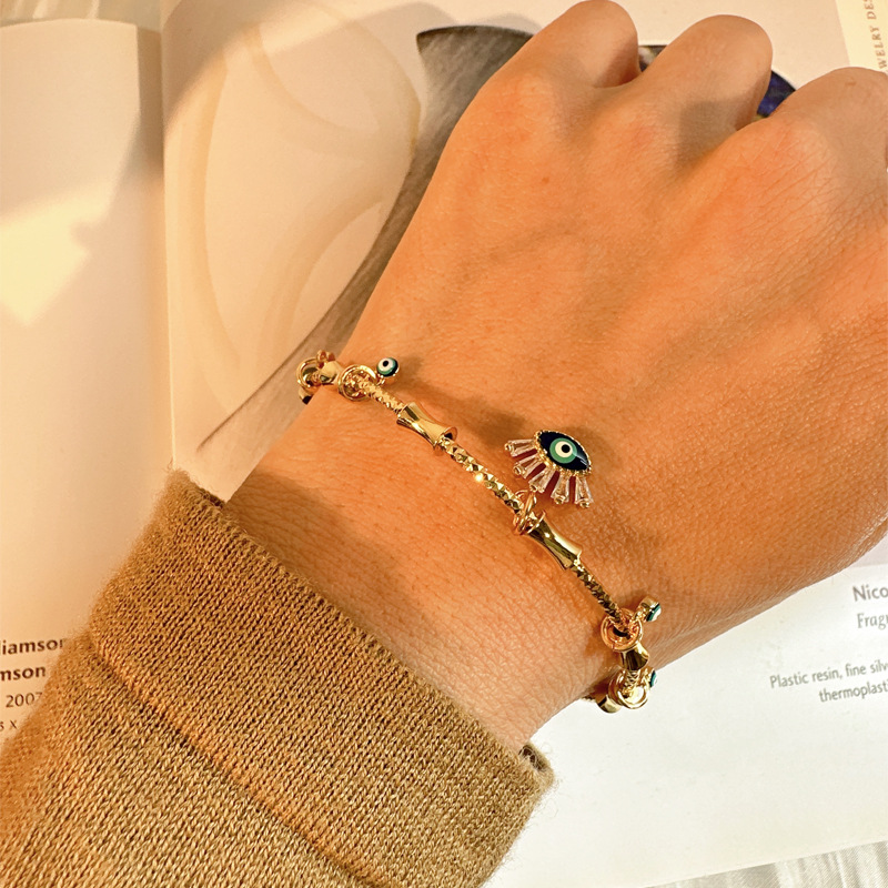 Round Copper Bangle For Women With Zircon Inlay, Gold Plated Featuring Elegant Plating Material Design 5
