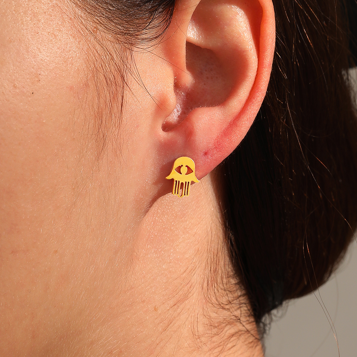 Unisex Tortoise Stud Earrings In Casual Style Featuring 18K Gold Plated 201 Stainless Steel Material 9