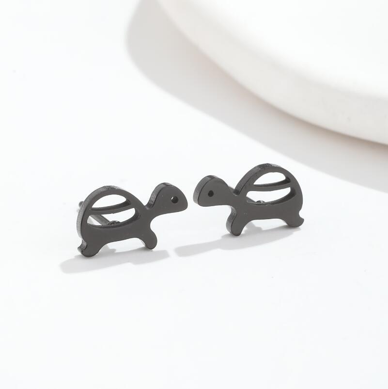 Electroplated Animal Zodiac Stud Earrings For Women In 304 Stainless Steel With 18K Real Gold PVD Coating 3