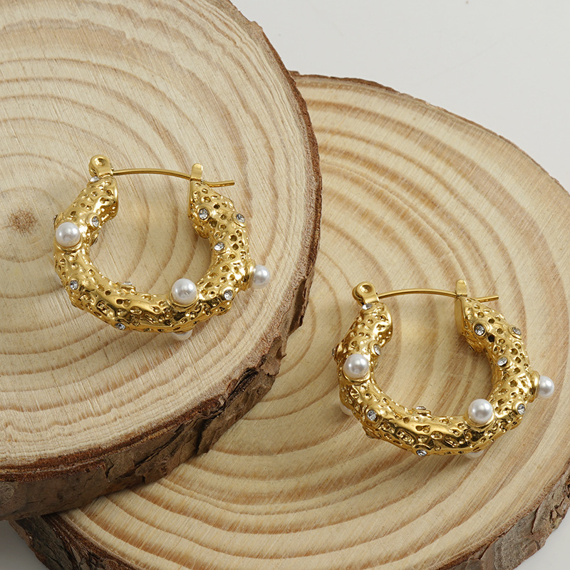 U Shape Earrings For Women With Inlay Artificial Pearl, 18K Gold Plated 304 Stainless Steel, PVD Coated 2