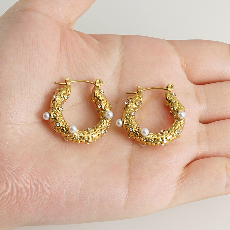 U Shape Earrings For Women With Inlay Artificial Pearl, 18K Gold Plated 304 Stainless Steel, PVD Coated 3