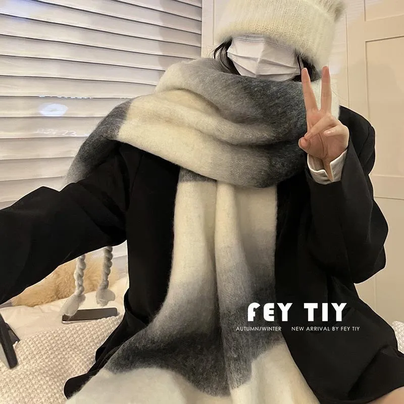Thickened Plaid Scarf Women's Autumn Winter High-End Gradient Cashmere-Like Shawl Trendy New Style Princess Cute Sweet Design