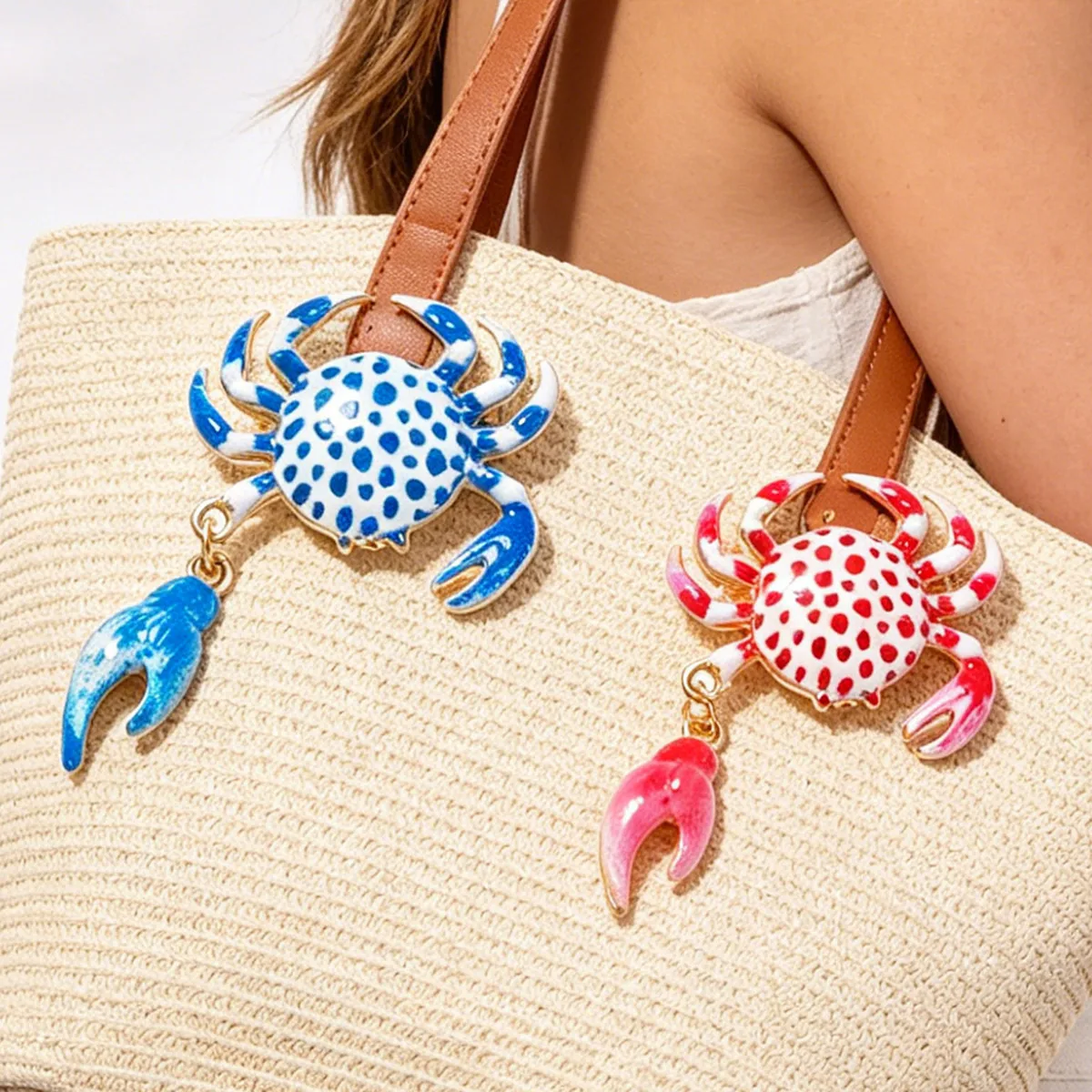 Crab Pin Made Of Zinc Alloy With Electroplated Finish In Natural Pink