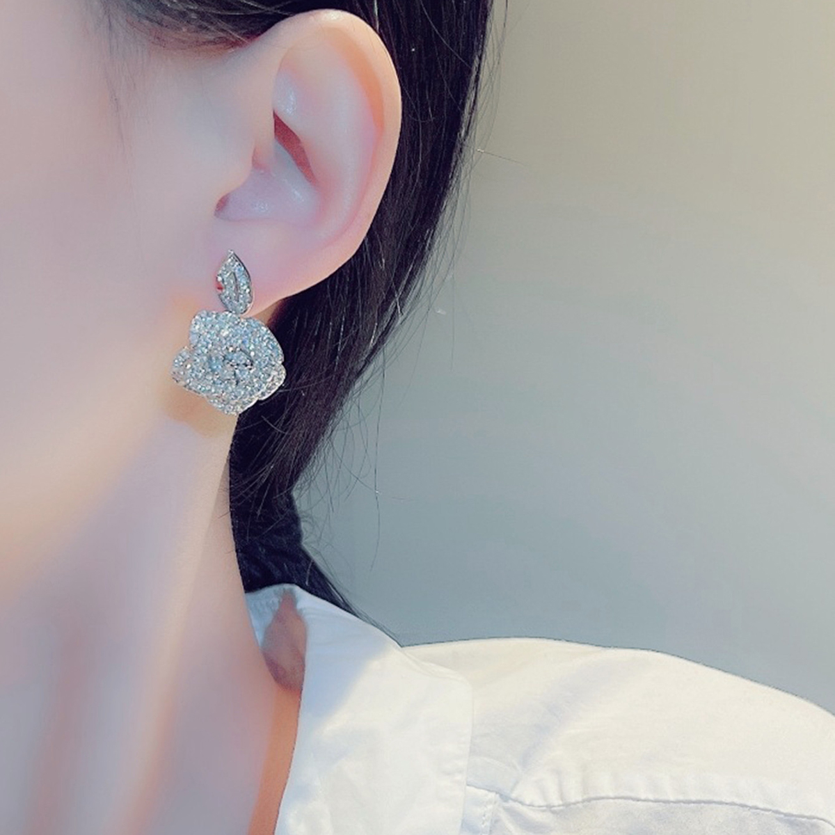 Flowers Earrings With Claw Setting In Copper Featuring KC Golden Water Plating And Zircon Inlay, 0.03µm Thickness 4