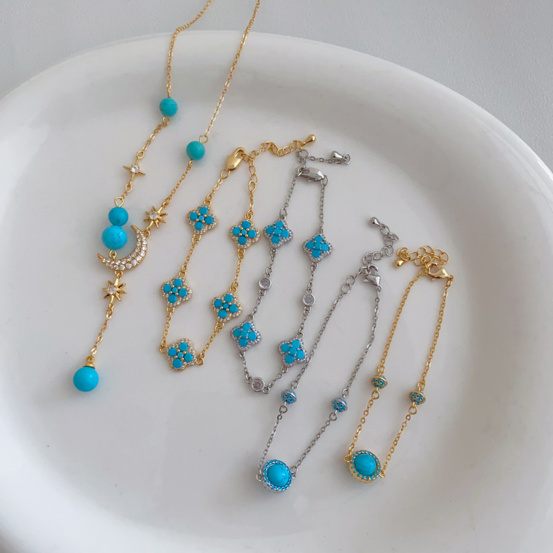Flowers Necklace For Women With Copper Chain And Stone Pendant, Real Gold Plated Featuring Zircon Inlay 3