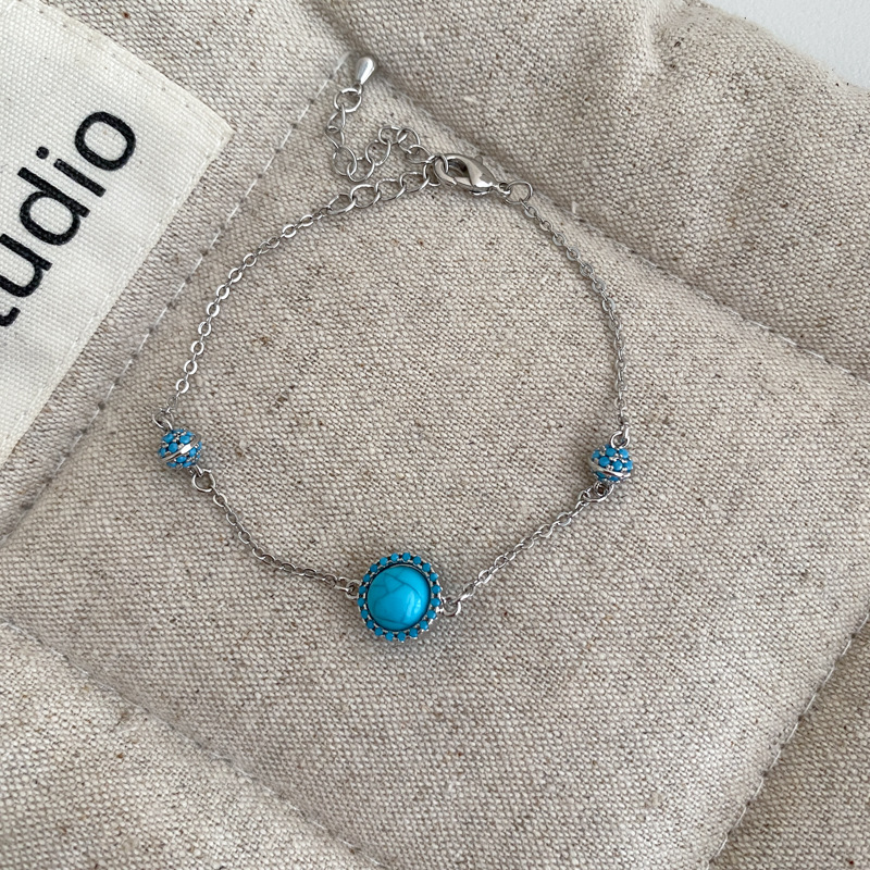 Flowers Necklace For Women With Copper Chain And Stone Pendant, Real Gold Plated Featuring Zircon Inlay 4