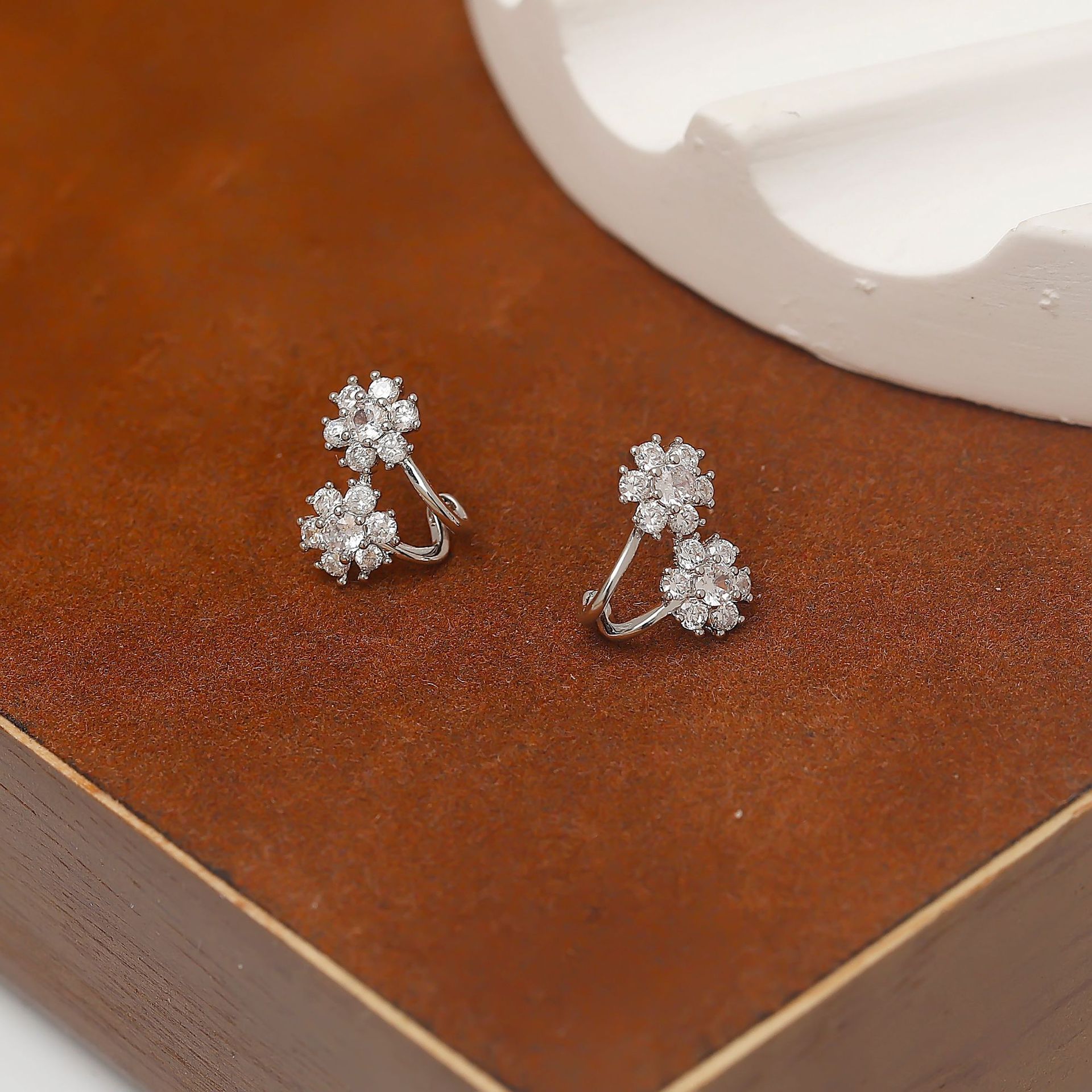 Flowers Stud Earrings With Bezel Setting In Copper Featuring 14K Real Gold Water Plating And Zircon Inlay, 0.03µm Thickness 6