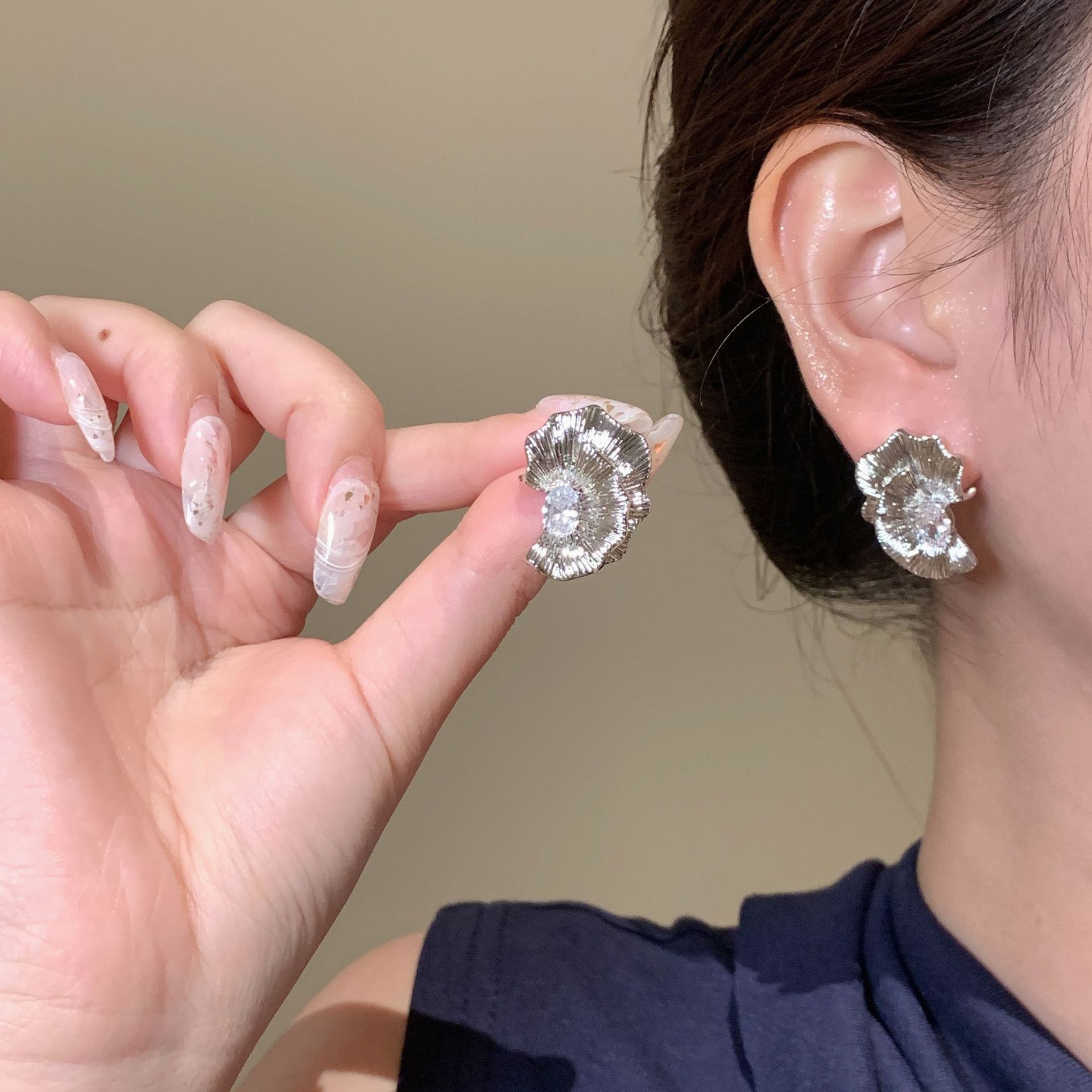 Flowers Stud Earrings For Women In 925 Sterling Silver With 14K Real Gold Plated Electroplated Finish And Zircon Inlay