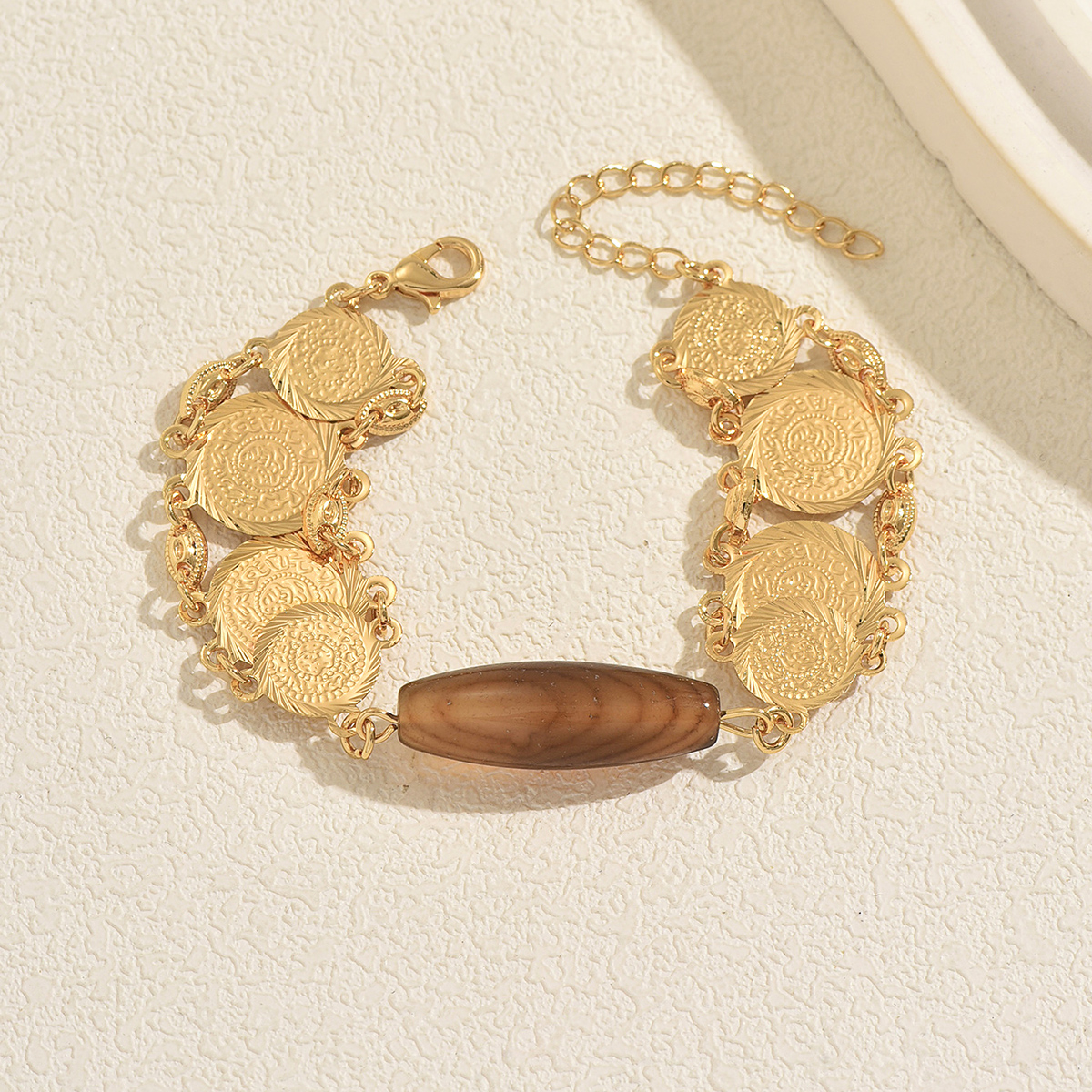 Geometric Copper Bracelet For Women With 18K Real Gold Electroplated Coating 0.03µm Featuring Agate Inlay 4
