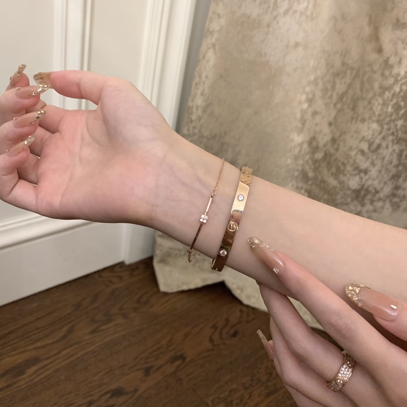 Geometric Copper Bracelet For Women With Rhinestones, Simple Style, Perfect For Business Occasions 4