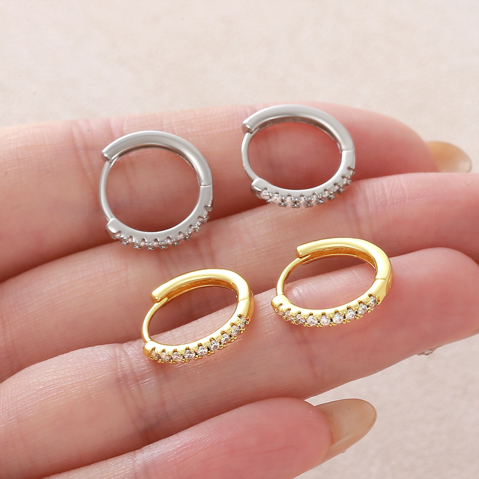 Geometric Copper Earrings With Claw Setting, 18K Gold Plating And Zircon Inlay, Water Plated 0.05-0.08µm 6