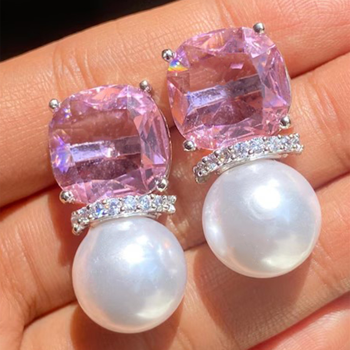 Geometric Drop Earrings With Claw Setting In White K Plated Copper Featuring Zircon And 0.03µm Water Plating Thickness 2