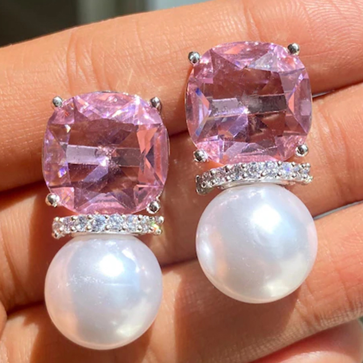 Geometric Drop Earrings With Claw Setting In White K Plated Copper Featuring Zircon And 0.03µm Water Plating Thickness 3