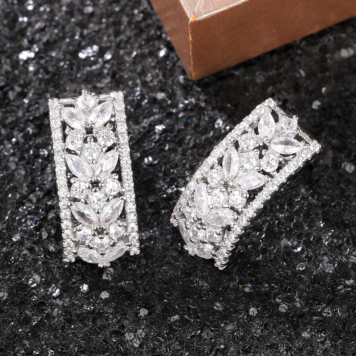 Geometric Drop Earrings For Women With Claw Setting, White K Plated Copper, Water Plating, And Zircon Inlay 7