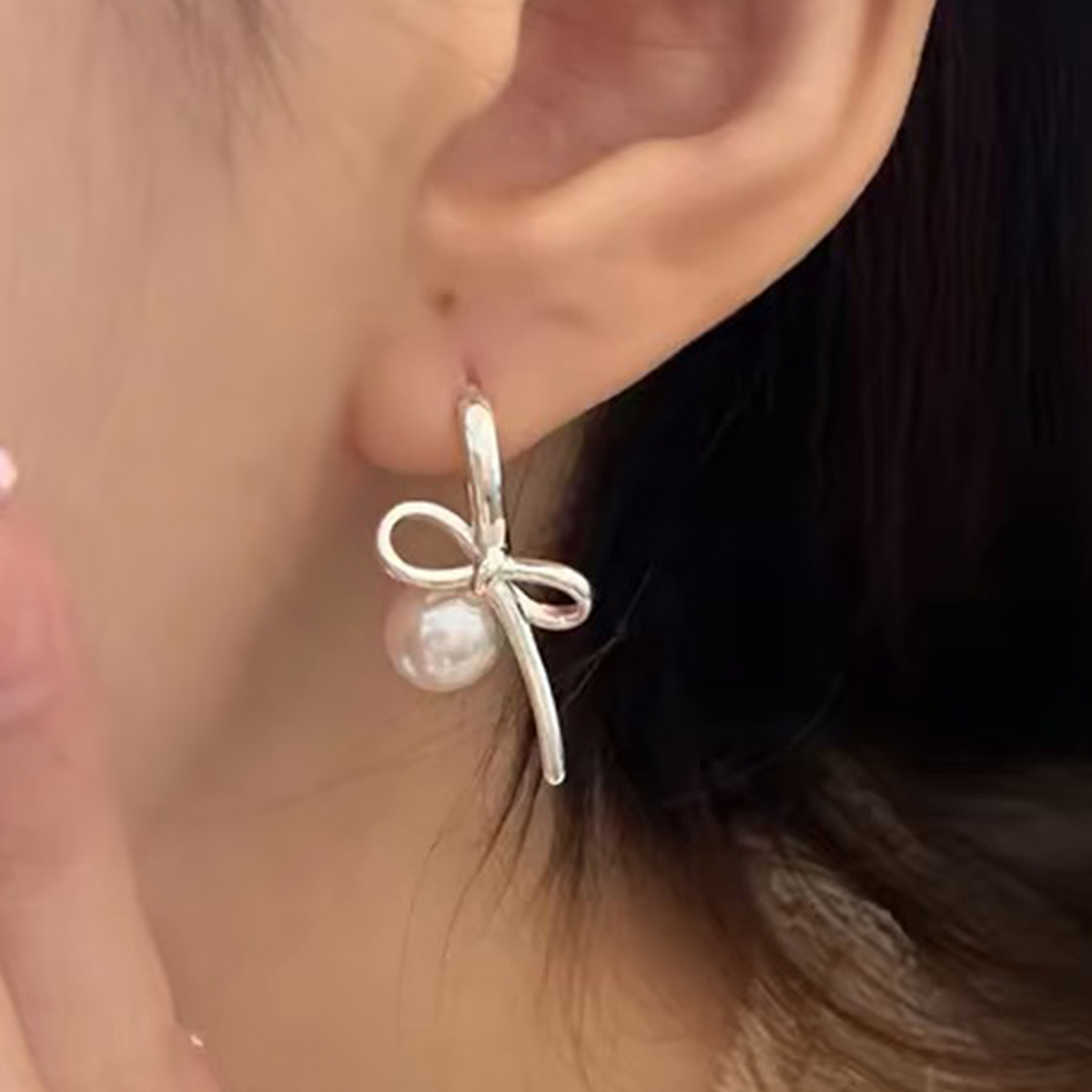 Three-dimensional Geometric Drop Earrings In Copper With White K Water Plating And 0.03µm Thickness Featuring Pearl Inlay 6