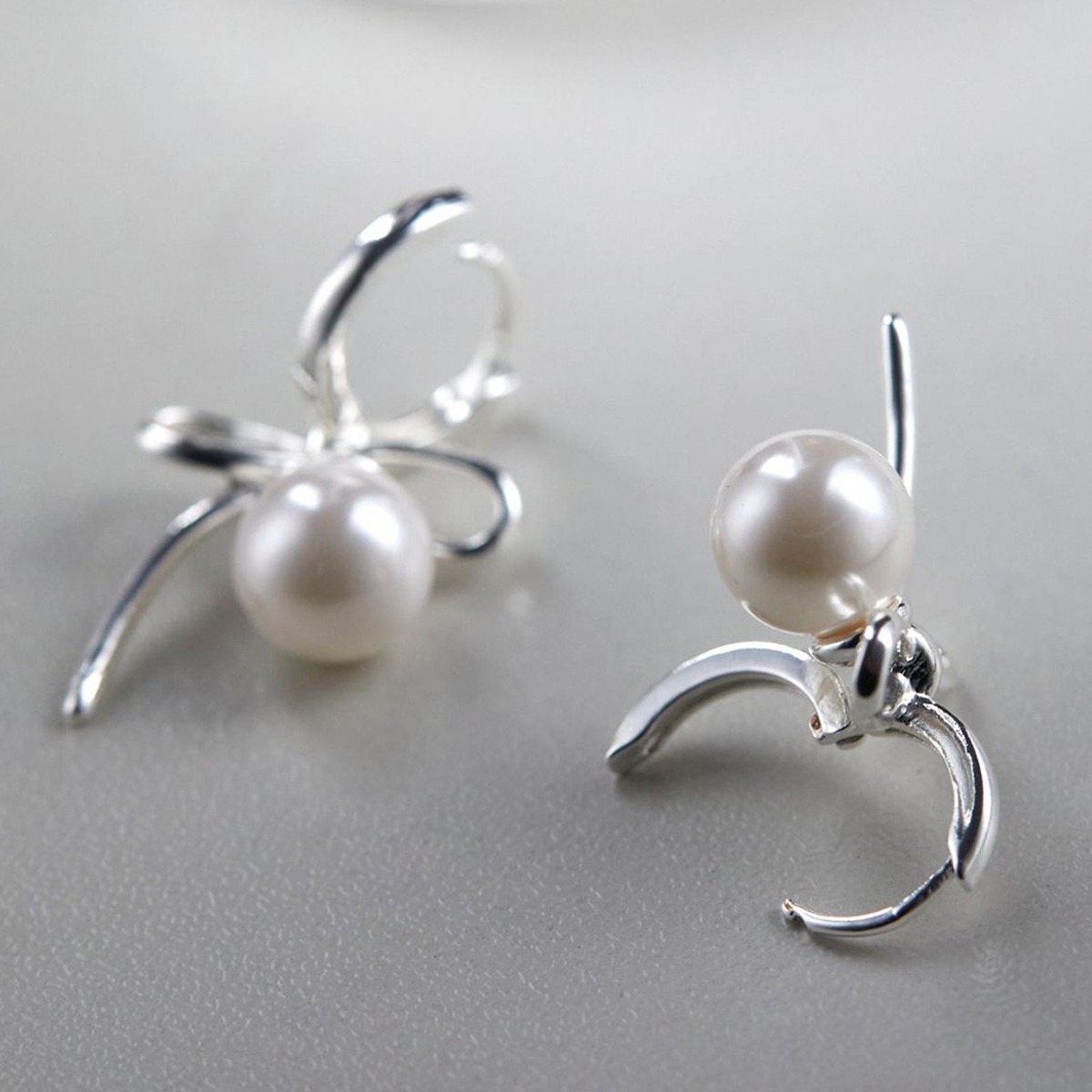 Three-dimensional Geometric Drop Earrings In Copper With White K Water Plating And 0.03µm Thickness Featuring Pearl Inlay 7