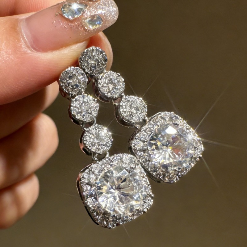 Geometric Electroplated White K Plated Copper Stud Earrings For Women With Rhinestone Inlay 2