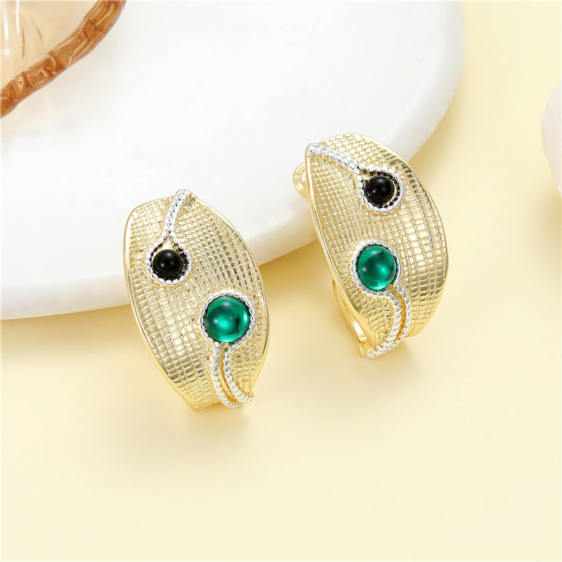 Geometric Earrings For Women Featuring Copper Ear Pins And Turquoise Inlay In Green