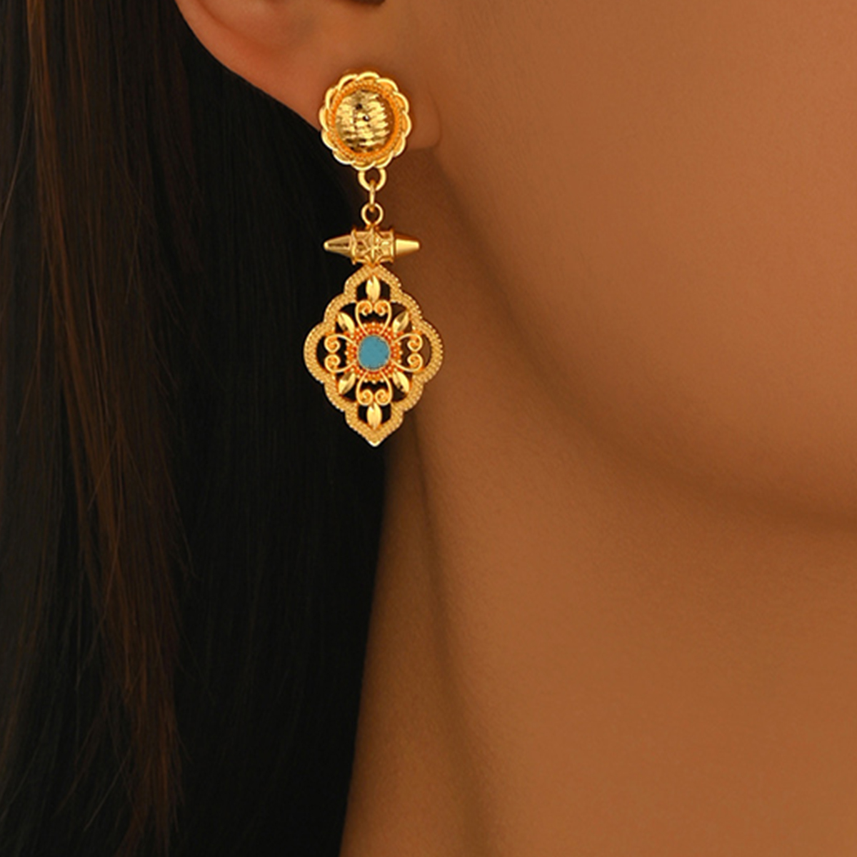 Geometric Earrings For Women In Copper With 18K Real Gold Electroplated Coating 0.03µm Featuring Zircon Inlay 2
