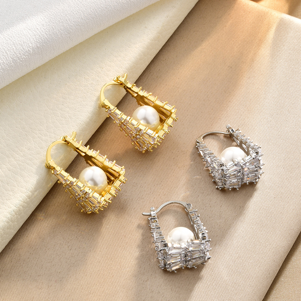 Geometric Earrings For Women With Imitation Pearl And Zircon In 14K Real Gold Plated Finish, Golden Ear Cuffs 2