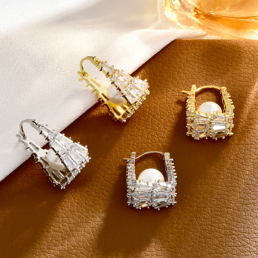 Geometric Earrings For Women With Imitation Pearl And Zircon In 14K Real Gold Plated Finish, Golden Ear Cuffs 3