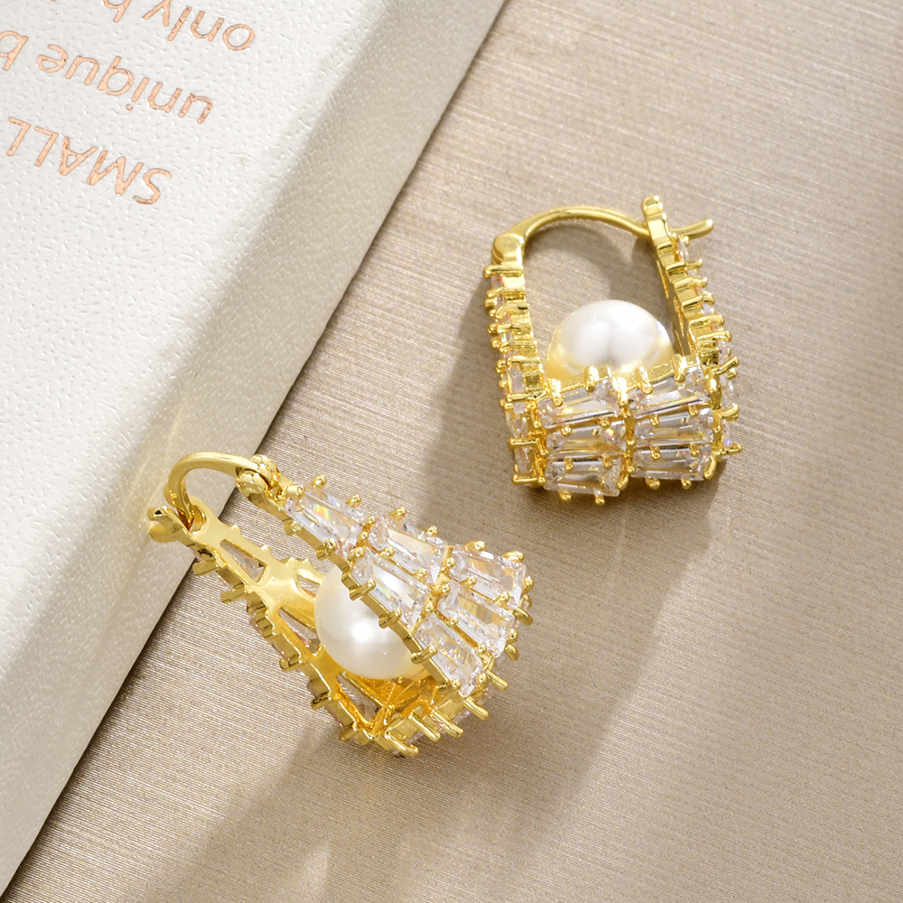 Geometric Earrings For Women With Imitation Pearl And Zircon In 14K Real Gold Plated Finish, Golden Ear Cuffs 4