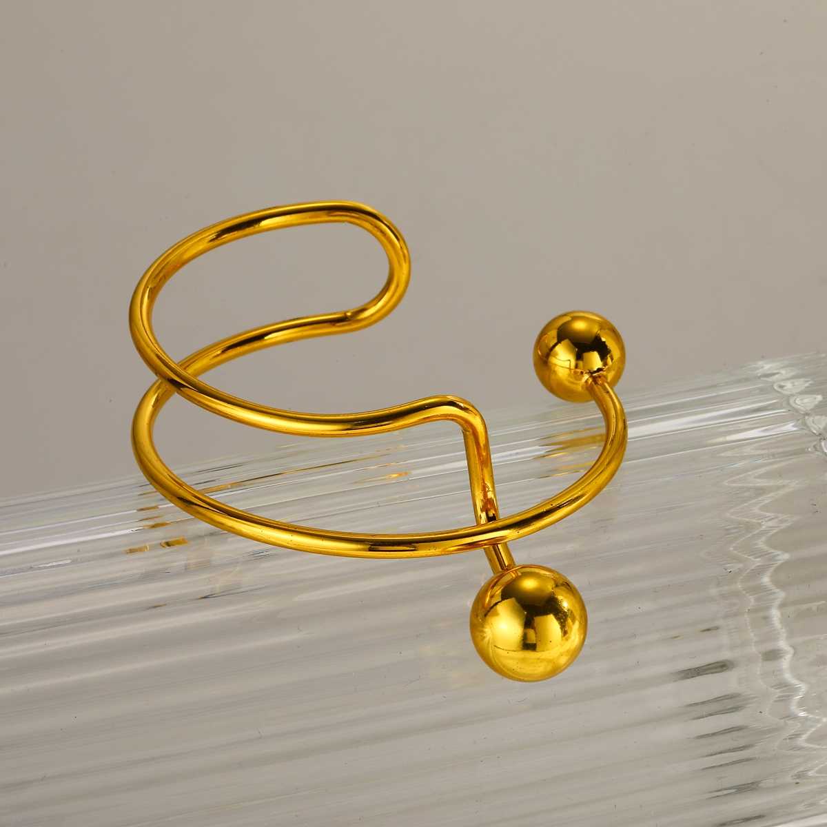 Geometric Electroplated Bangle For Women In Copper With 18K Real Gold Plated Water Plating And 0.03µm Coating Thickness 4