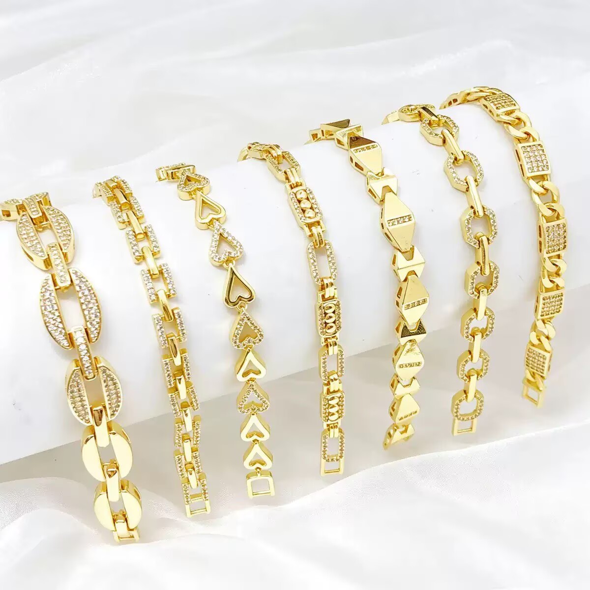 Geometric Electroplated Copper Bracelet For Women With 18K Real Gold Plated PVD Coating And Zircon Inlay On Cable Chain
