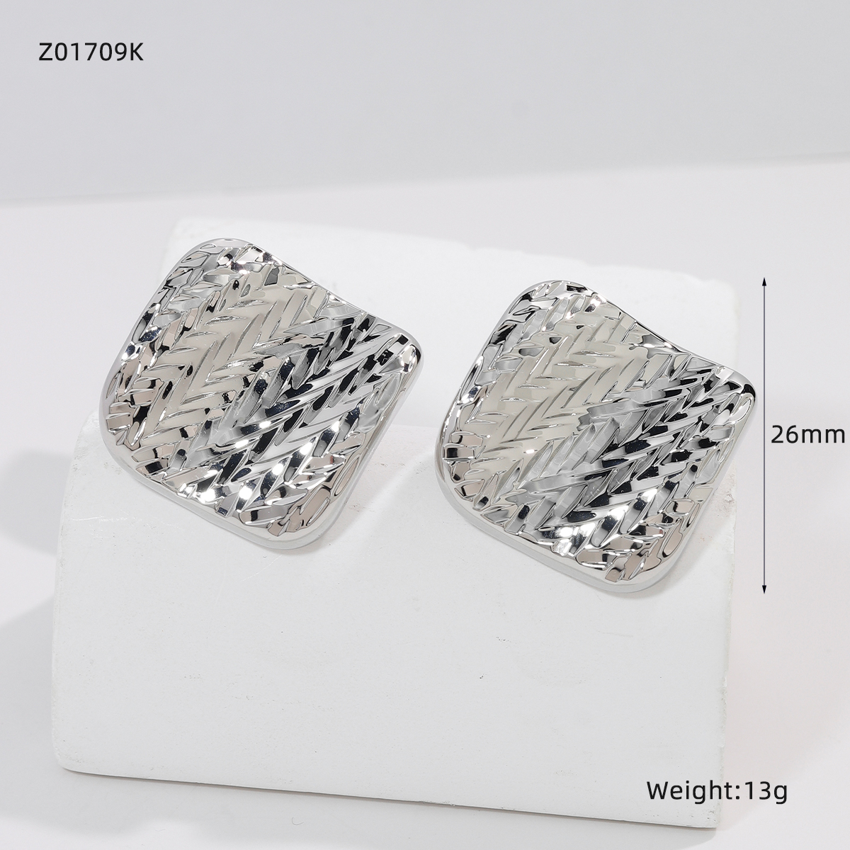 Geometric Electroplated Copper Stud Earrings For Women With 0.03µm Water Plating Thickness