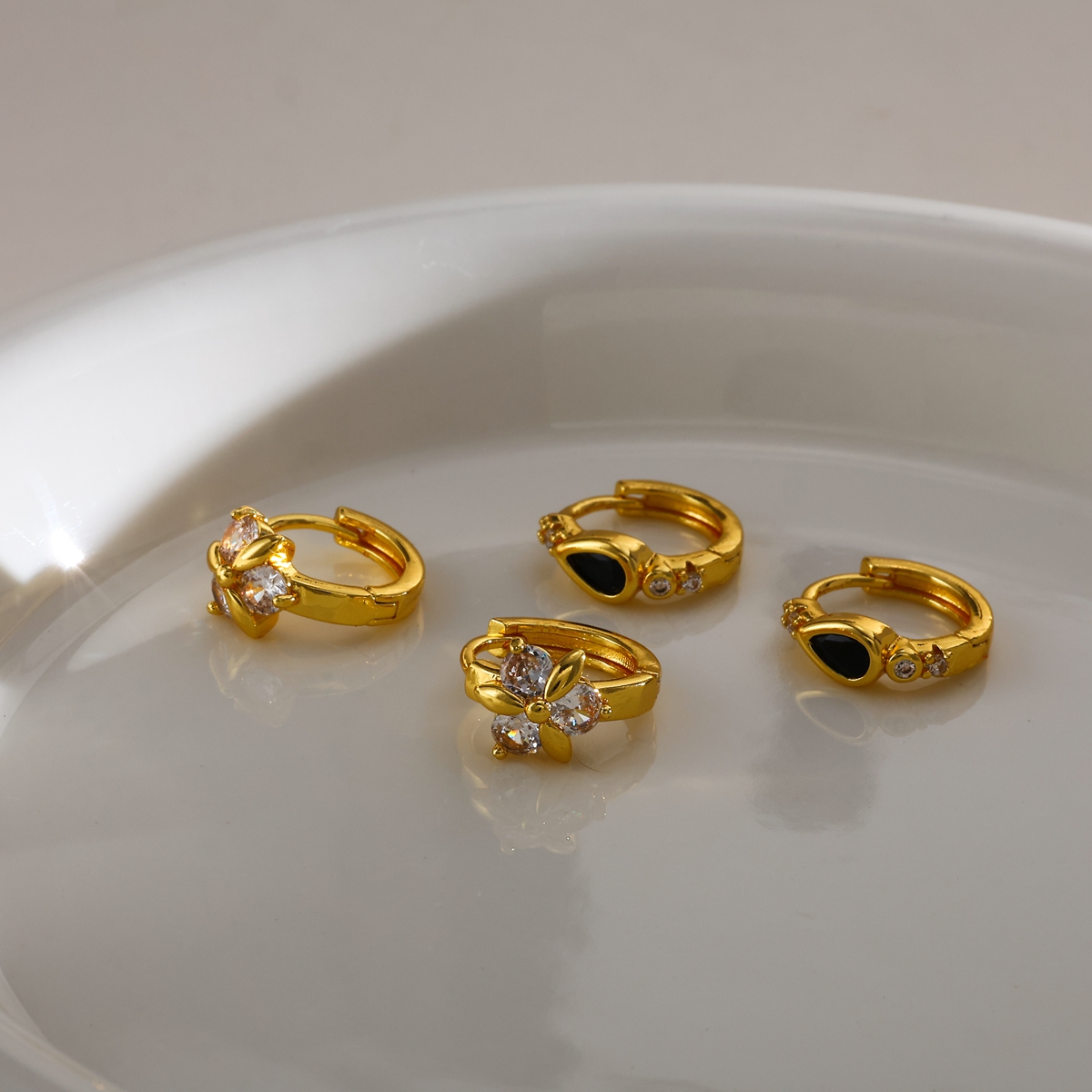 Geometric Electroplated Copper Stud Earrings For Women With Golden Water Plating And Zircon Inlay