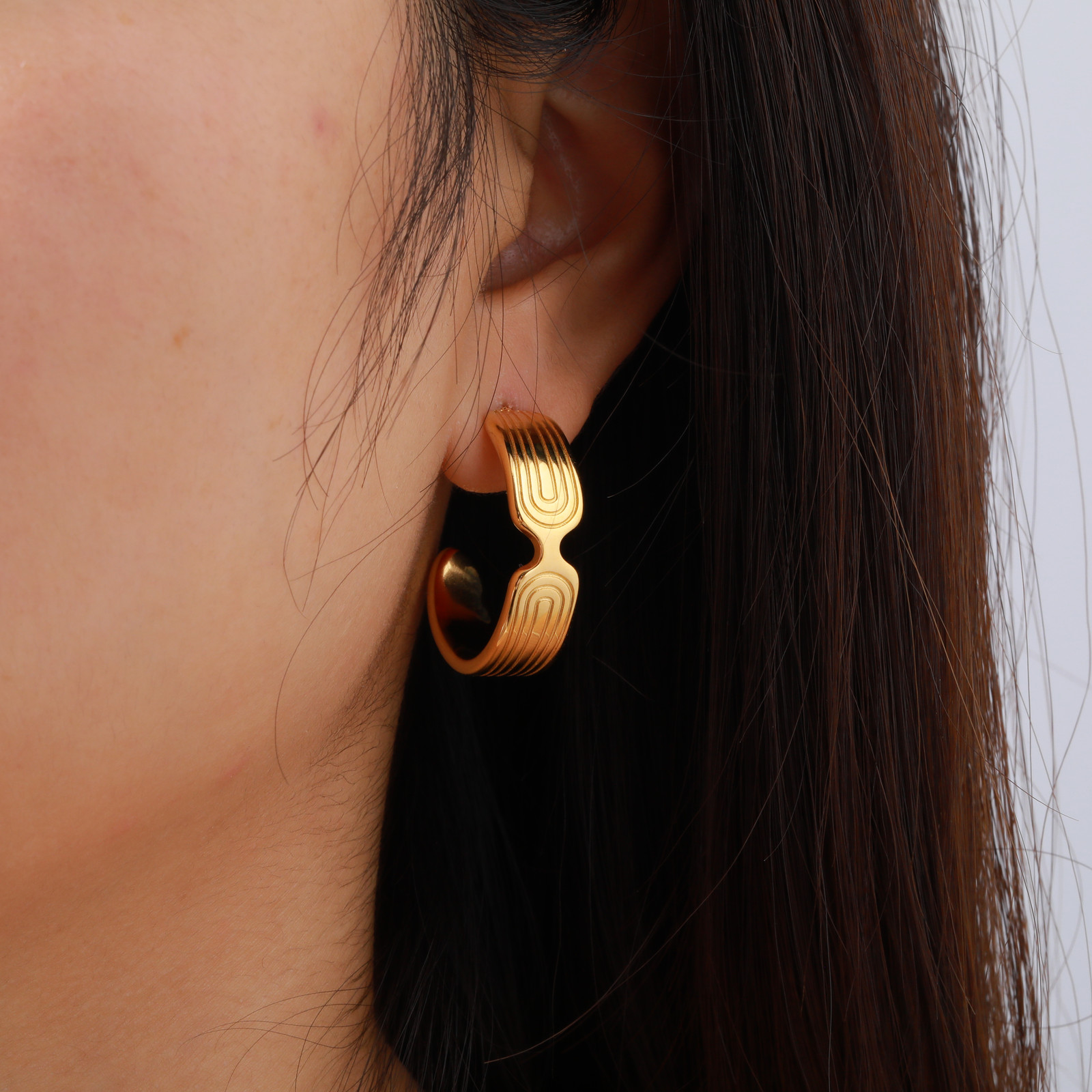 Geometric Electroplated Earrings For Women In 201 Stainless Steel With 18K Real Gold PVD Coated Plating And 0.03µm Thickness