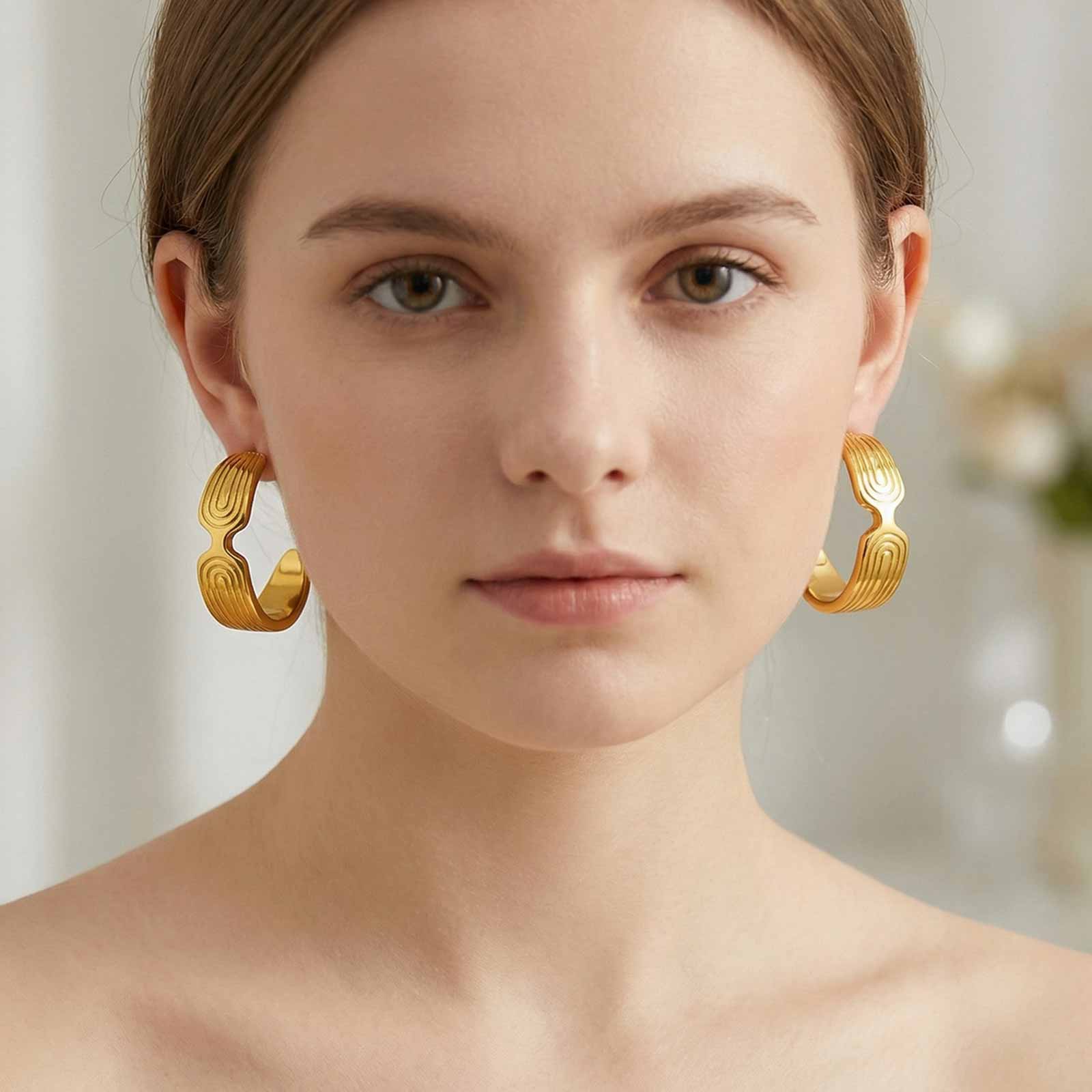 Geometric Electroplated Earrings For Women In 201 Stainless Steel With 18K Real Gold PVD Coated Plating And 0.03µm Thickness 5