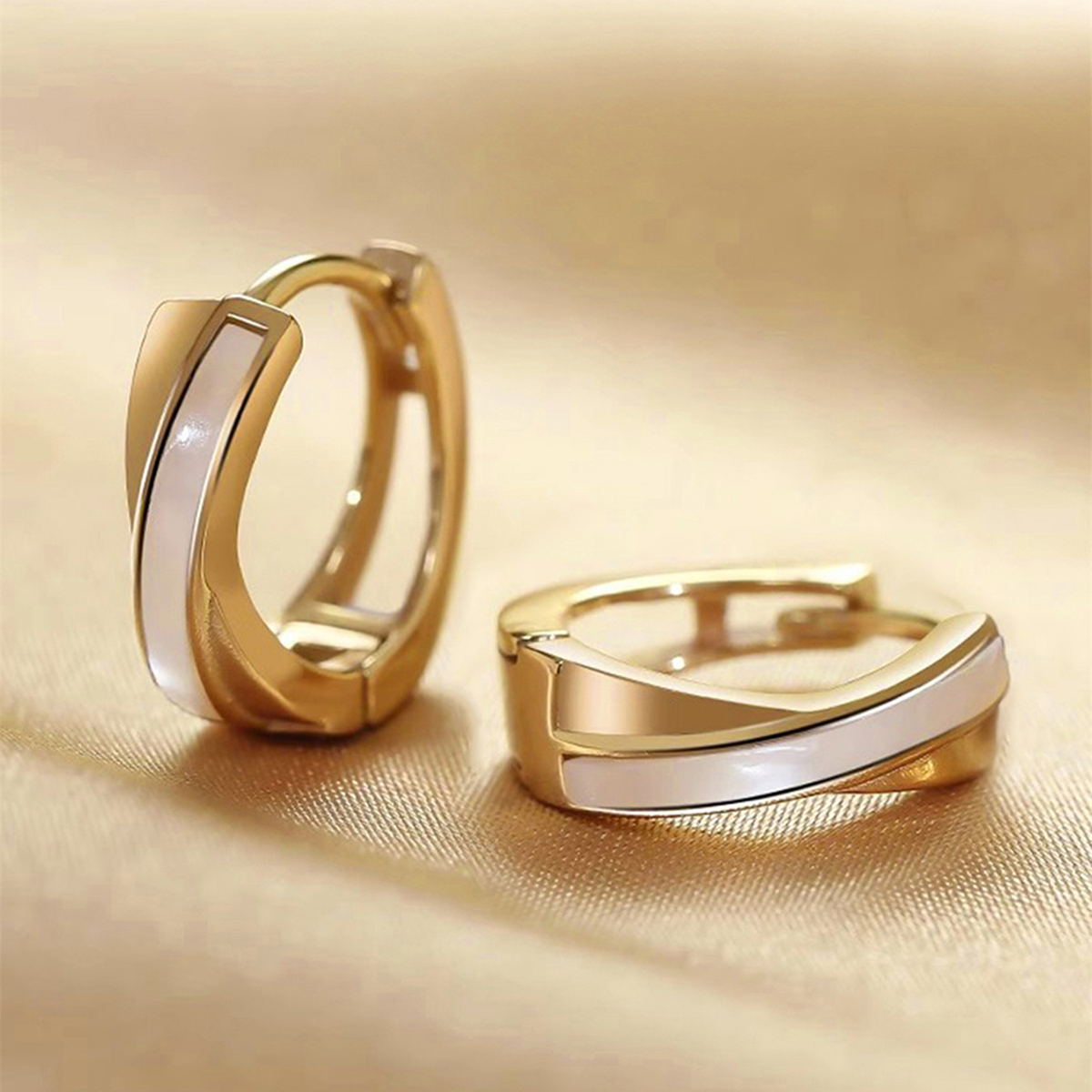 Geometric Enamel Earrings In Copper With KC Golden Water Plating Featuring 0.03µm Thick Coating