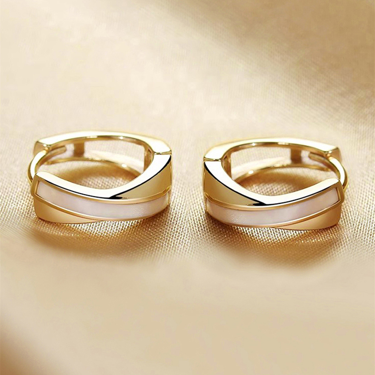 Geometric Enamel Earrings In Copper With KC Golden Water Plating Featuring 0.03µm Thick Coating 4