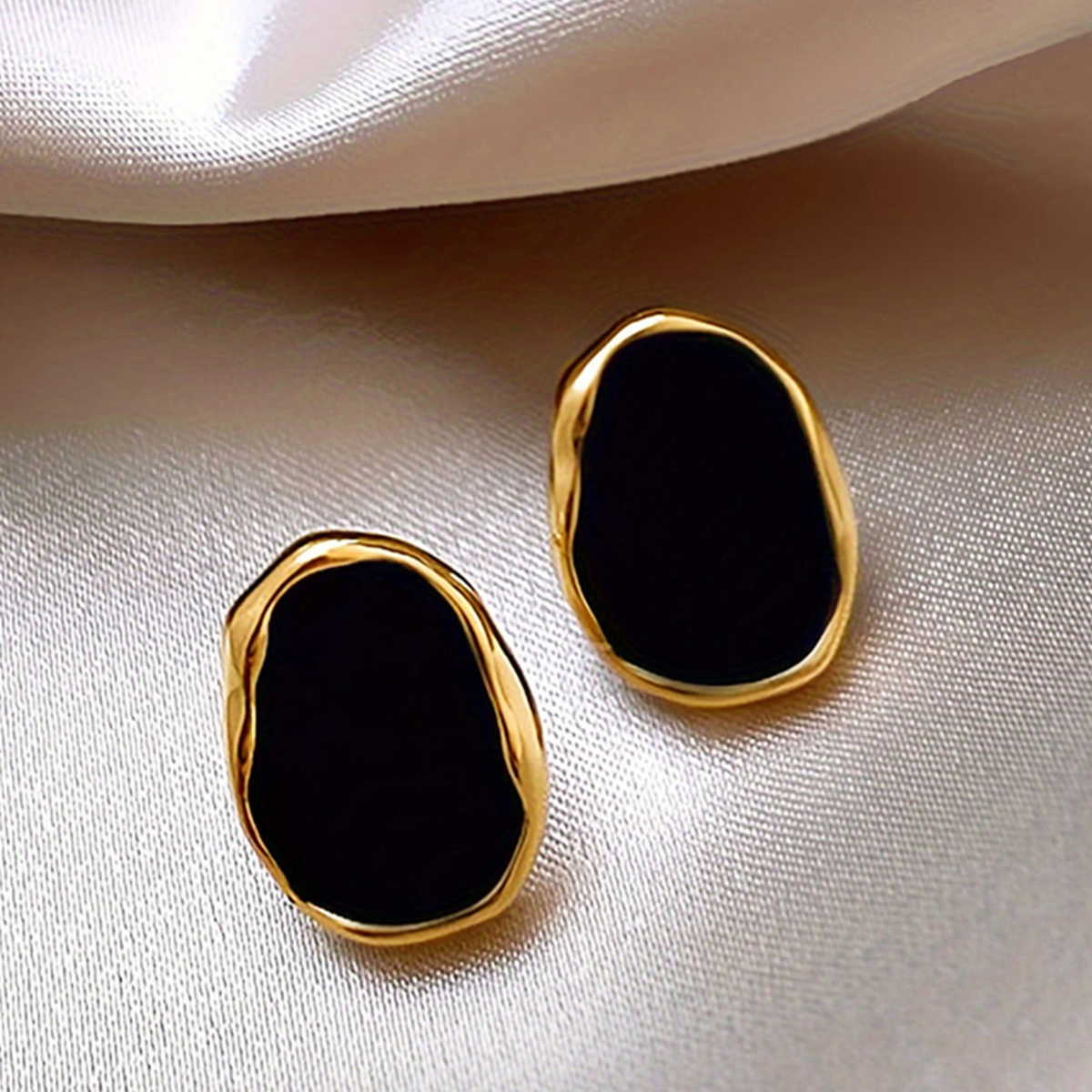 Geometric Enamel Stud Earrings For Women In Copper With KC Golden Water Plating And 0.03µm Thickness 10