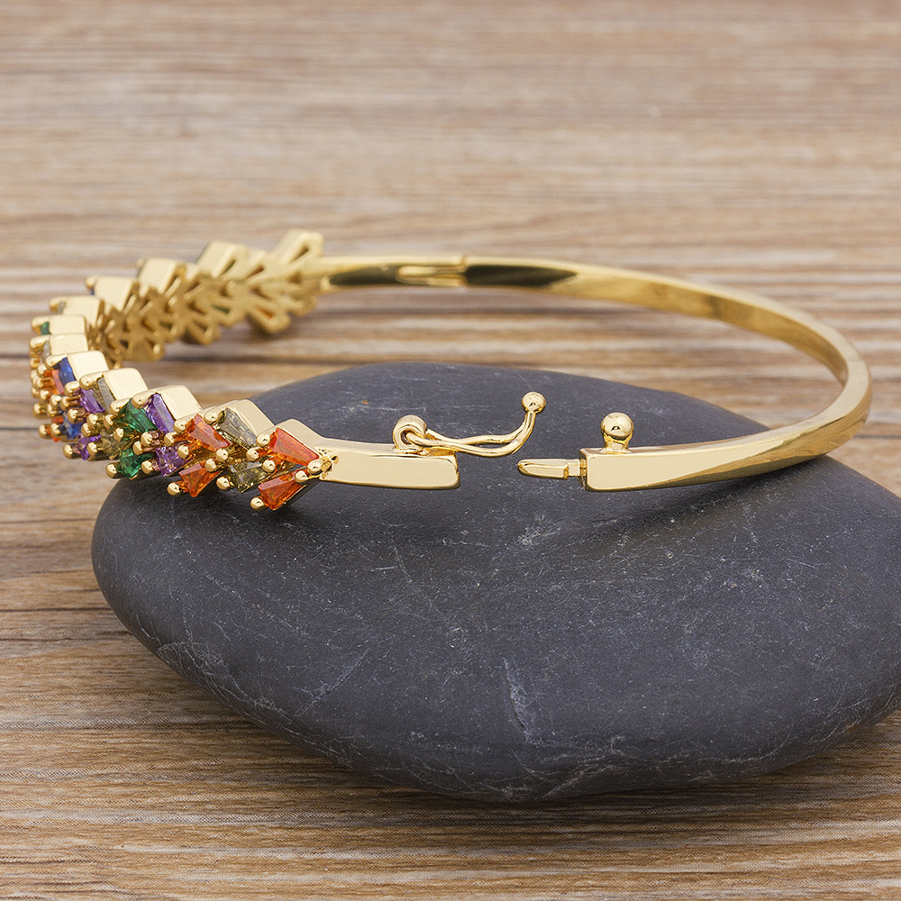Geometric Gold Bangle For Women In 18K Real Gold Plated Copper Featuring Electroplated Finish With Zircon Inlay 4
