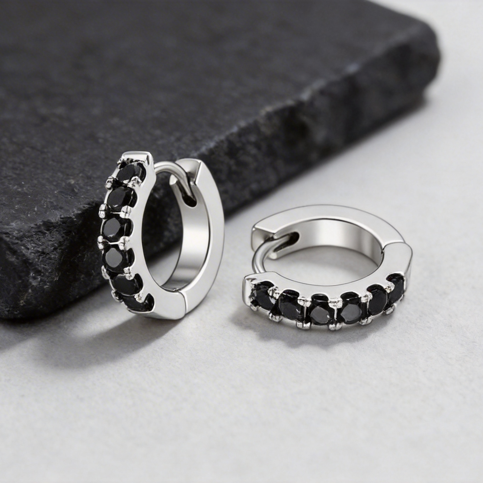 Geometric Hoop Earrings For Women With Claw Setting, Platinum-Plated Copper Featuring Zircon Inlay And Water Plating 7