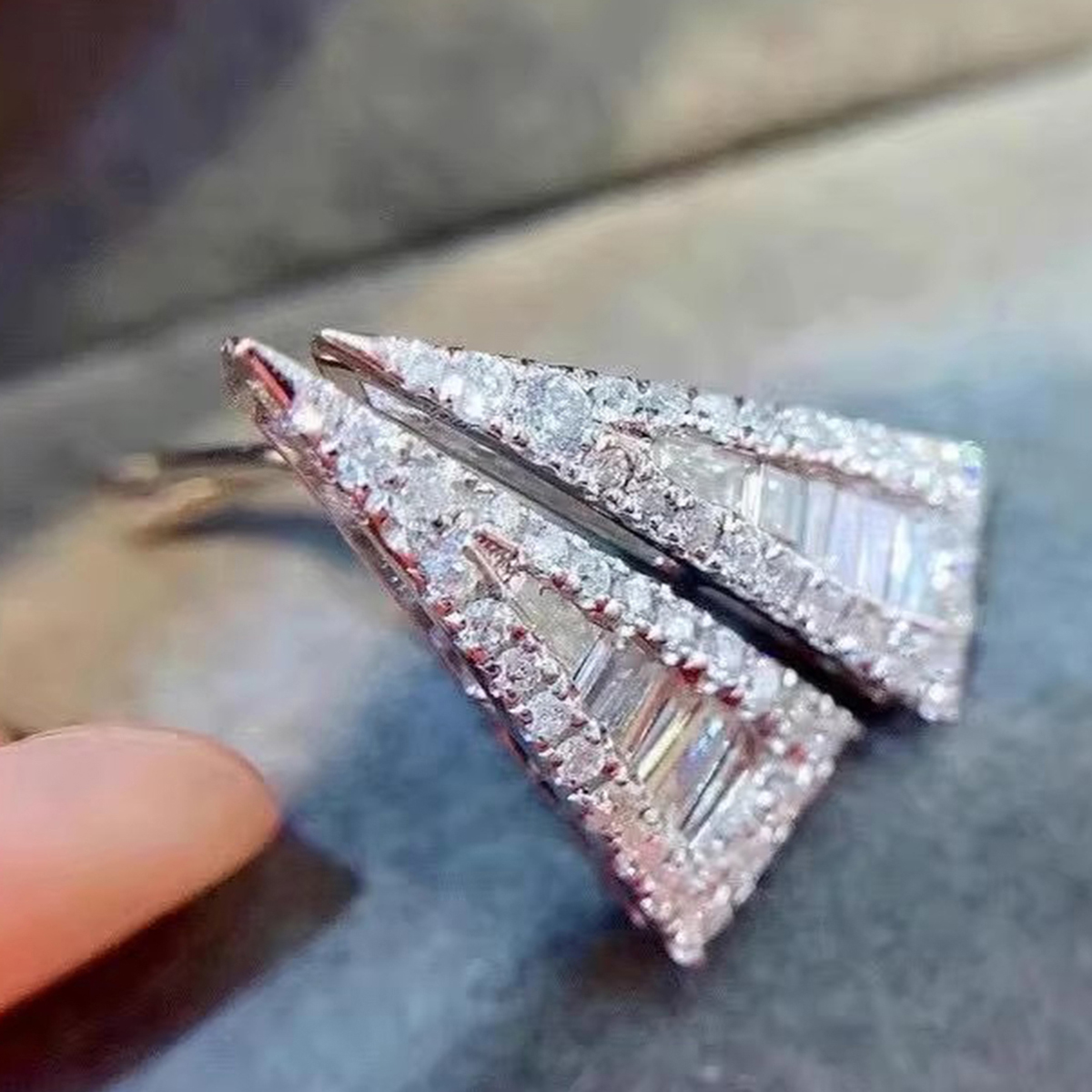 Geometric Stud Earrings With Claw Setting, Copper Base Featuring White K Water Plating And 0.03µm Thickness, Inlaid Zircon 2