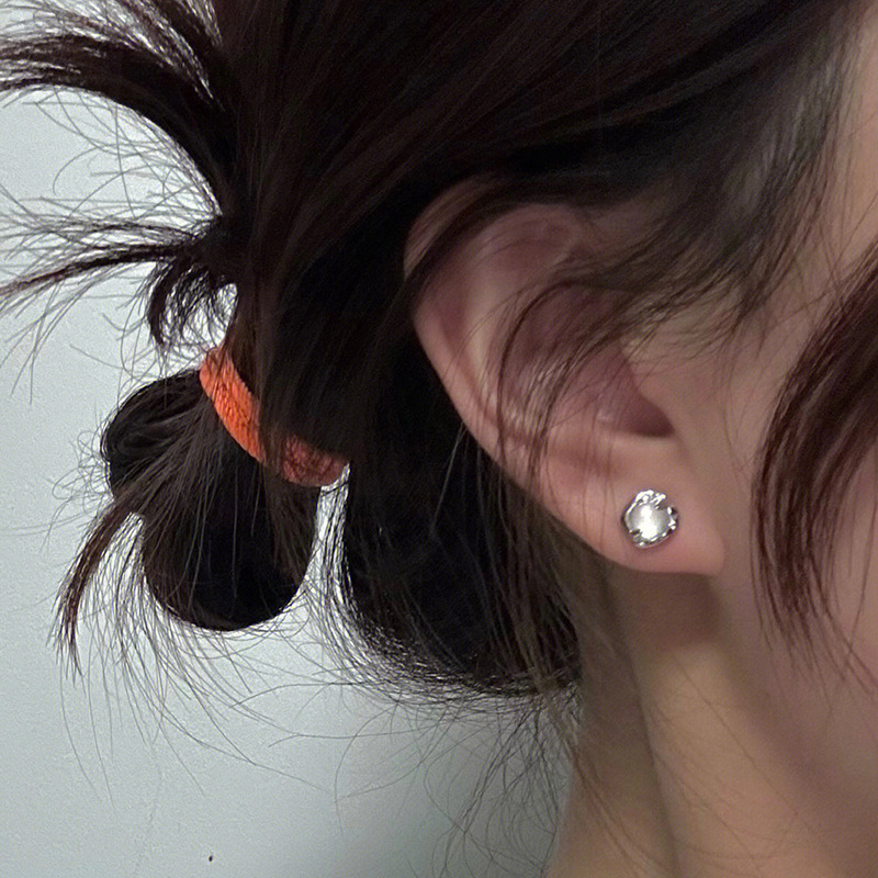 Geometric Stud Earrings In Copper With Platinum Electroplated Finish Featuring 0.03µm Thick Gold Plating Process