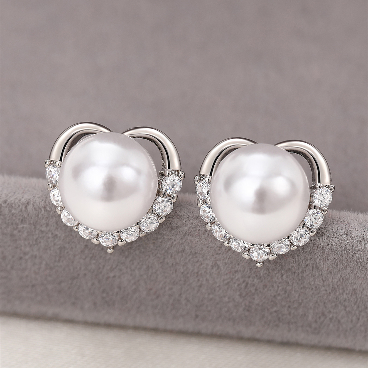 Geometric Stud Earrings For Women With Pearl Inlay, Copper Base, KC Golden Water Plating, And Claw Setting 3