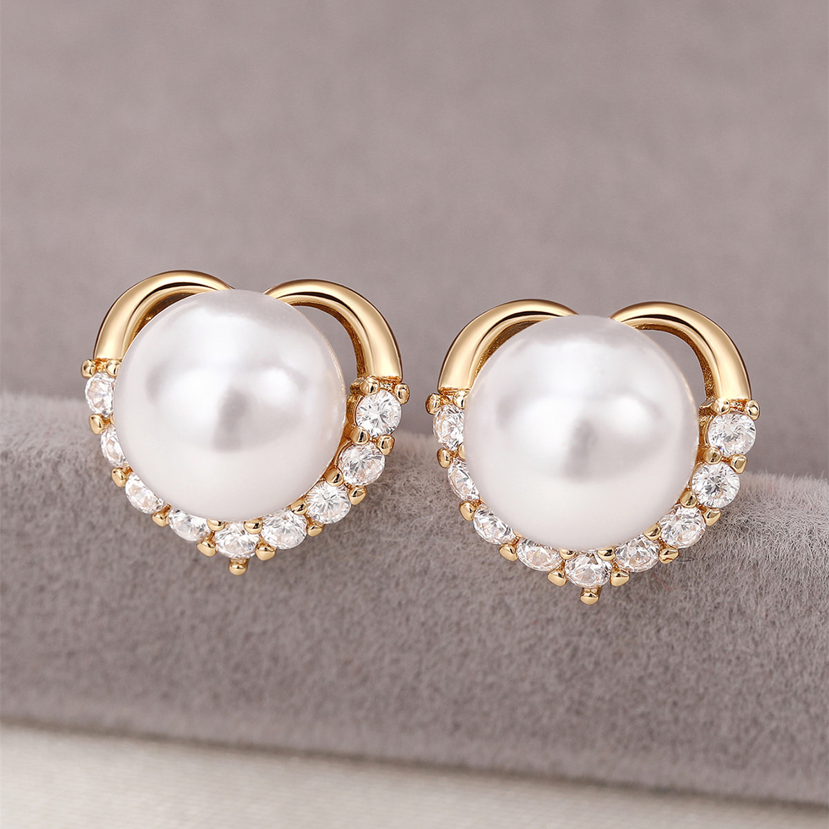 Geometric Stud Earrings For Women With Pearl Inlay, Copper Base, KC Golden Water Plating, And Claw Setting 9
