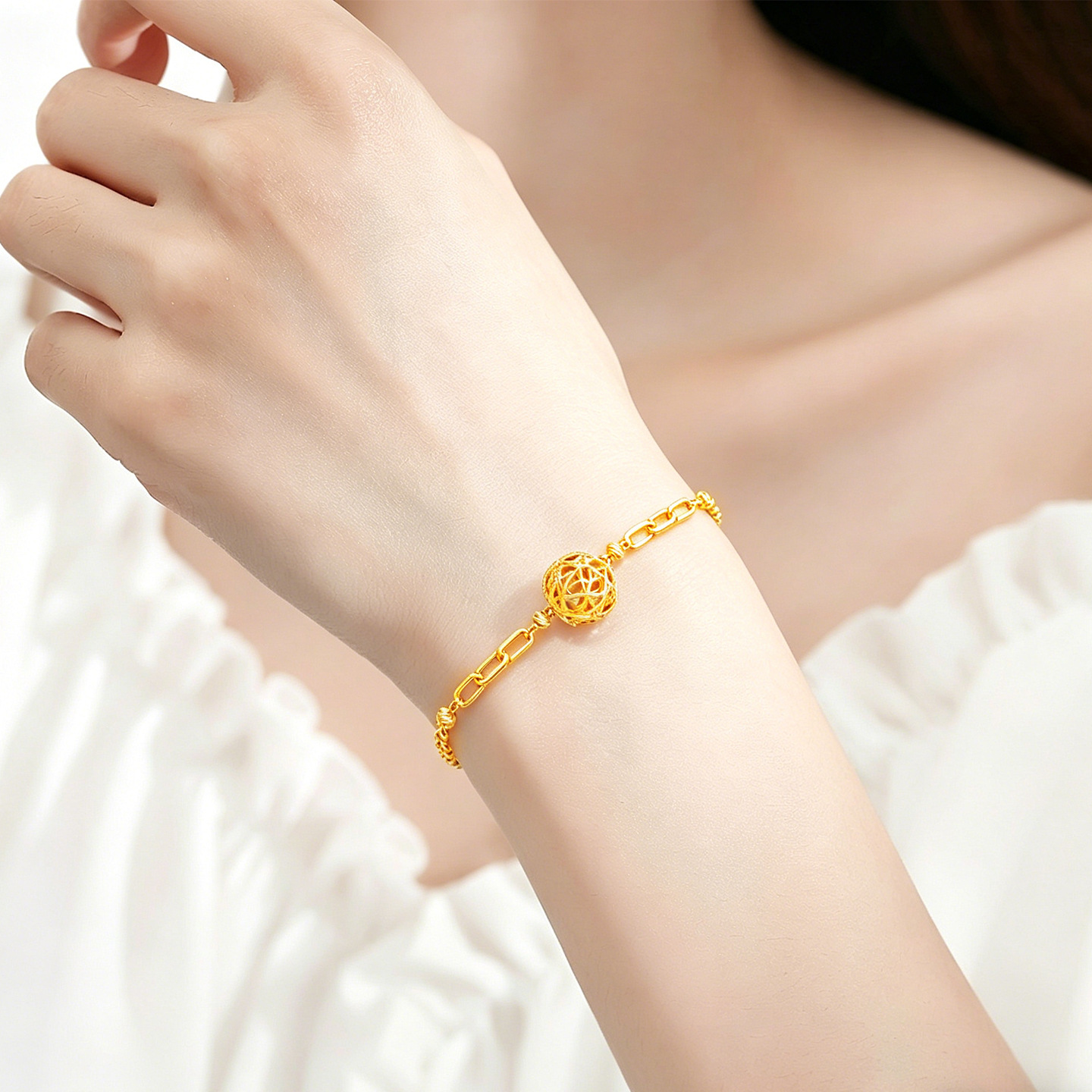 Geometric Waterproof Non Tarnish Copper Bracelets For Women With Real Gold Plated Finish In Sweet Style 4
