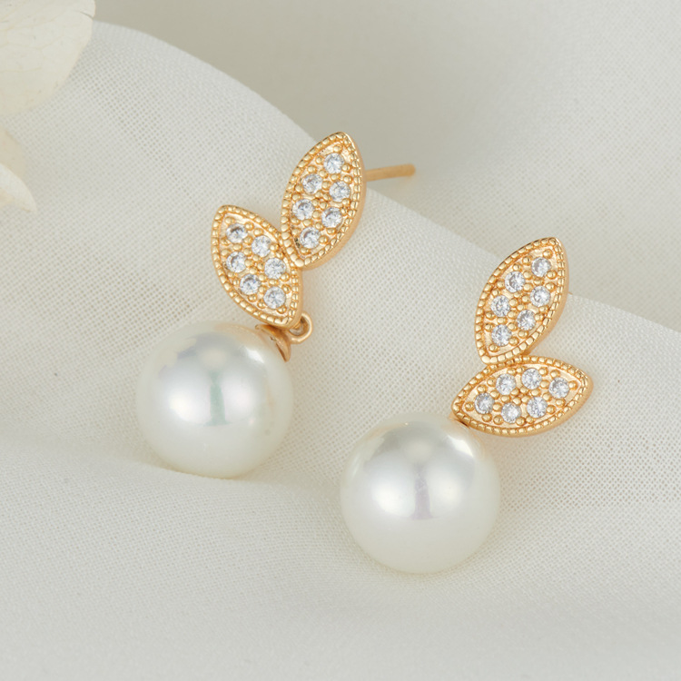 Ginkgo Leaf Stud Earrings For Women With 925 Sterling Silver Posts And Copper Base Inlaid With Zircon In Simple Style