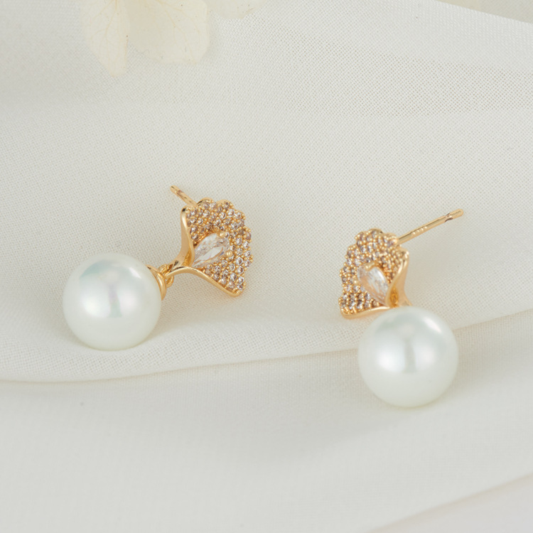 Ginkgo Leaf Stud Earrings For Women With 925 Sterling Silver Posts And Copper Base Inlaid With Zircon In Simple Style 3