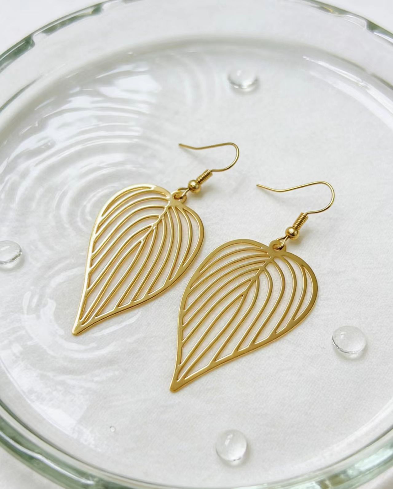 Handmade Copper Leaf Drop Earrings For Women, Elegant Nature-Inspired Jewelry 4